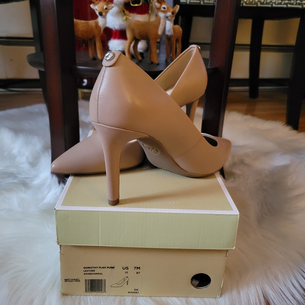 Michael Kors Khaki Heels
